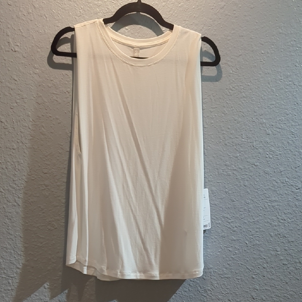 Women's Cream Sleeveless Top